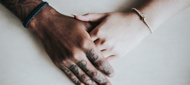 Bracelets pour couple : un cadeau parfait pour les occasions spéciales